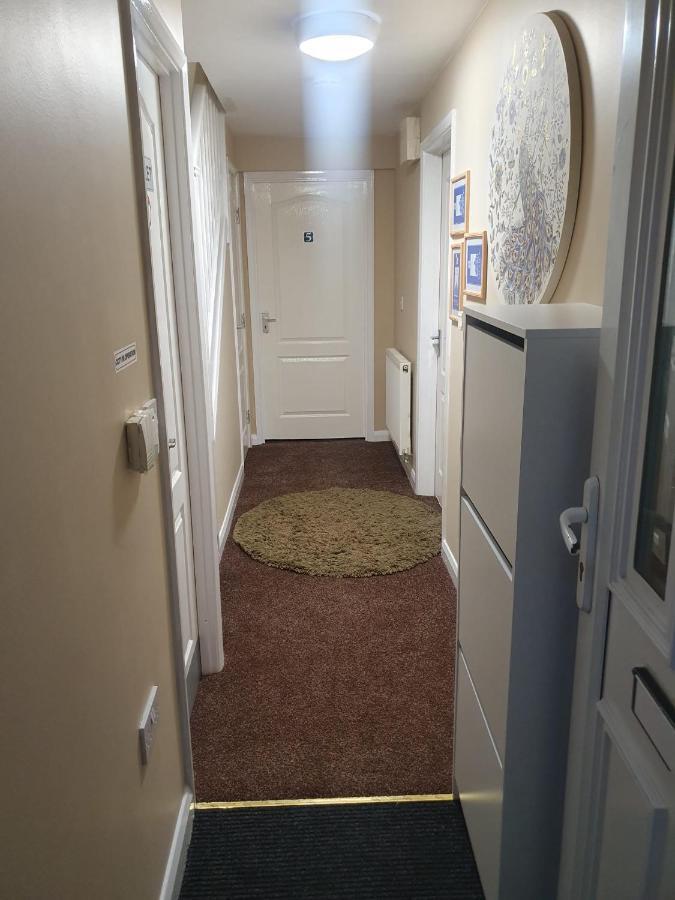 Bed & Breakfast Nhyl Homes